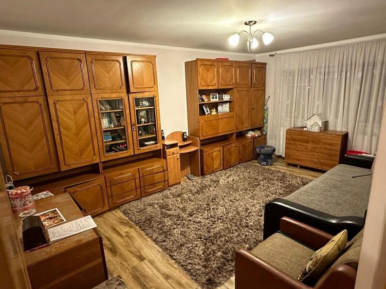 Inchiriez apartament cu doua camere - 3