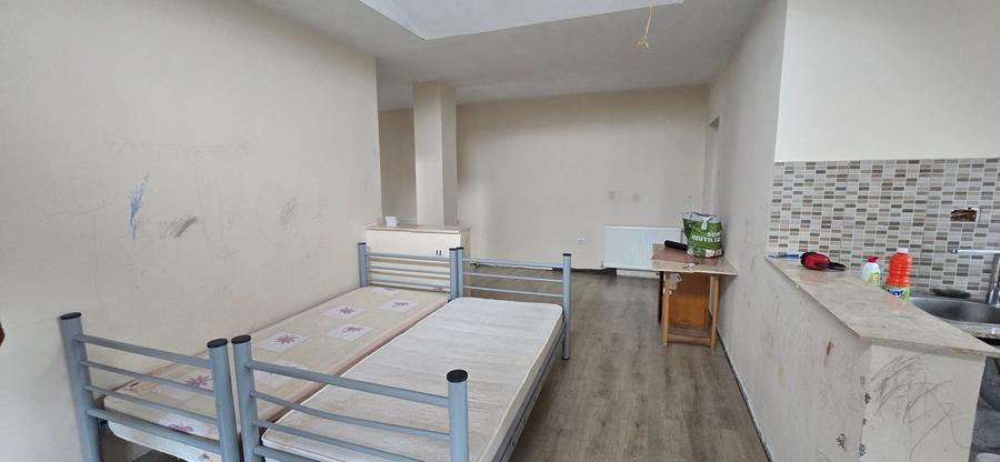 Spatiu comercial cu multiple destinatii - 11