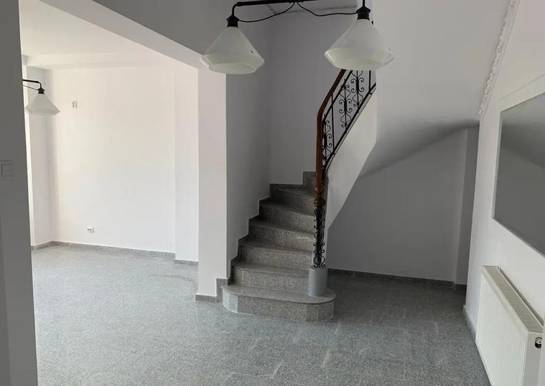 Casa cu destinatie comerciala 335 mp - 6