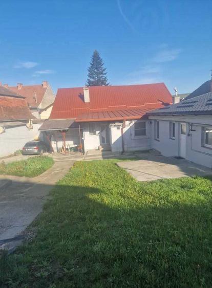 Casa de inchiriat - 2