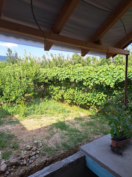 CASA NOUA PE UN NIVEL CU 4 CAMERE DOUA  BAI,LIVING, BUCATARIE  19 ARI TEREN - 18