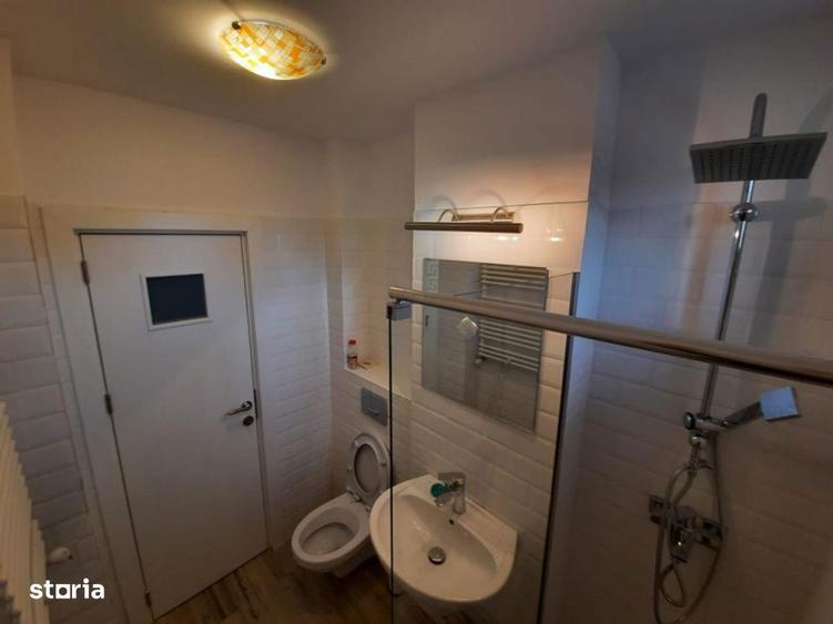 3 Camere | 1 Mai | Domenii | Metrou 8' - 9