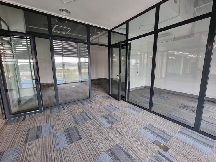 Spatii in cladire de birouri, Baza 3 - COMISION 0% - 5