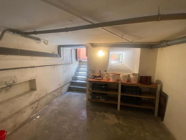 Casă de vânzare în Lugoj – Strada COMUNA DIN PARIS - 7