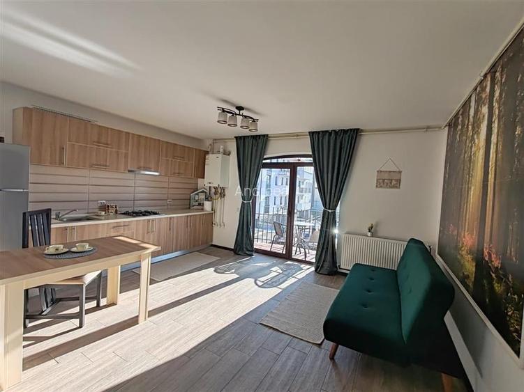 Apartament 2C open space zona Tractorul
