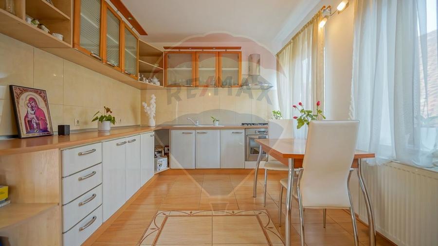 CASA CU SPATIU COMERCIAL SI PARCARE | PIATA UNIRII 12BIS BRASOV SCHEI - 46