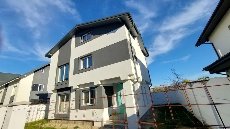 VILĂ SPAȚIOASĂ 2025 | 200 m de Sector 1 | Poziție Deosebită Mogoșoaia - 2