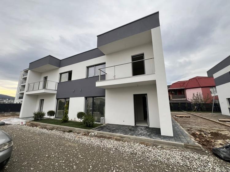 Duplex de 4 camere, 125 mp utili, garaj, zona Tineretului - 1