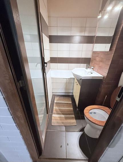 Persoana fizica inchiriez apartament cu doua camere decomandat in Mircea cel Batran. - 7