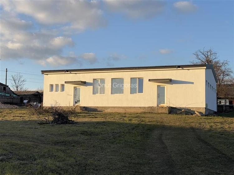 Hala Spatiu Comercial Iasi Sipote,Trifazic, Apa,Canalizare,S.u. 200 mp,2700 mp t Hala Spatiu Comercial Iasi Sipote,Trifazic, Apa,Canalizare,S.u. 200 mp,2700 mp t