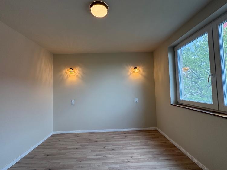 Apartament 3 camere etaj 3 - 12