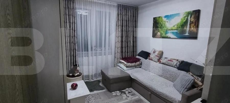 Garsoniera cocheta, mobilata, vedere panoramica, zona lini?tita - 8