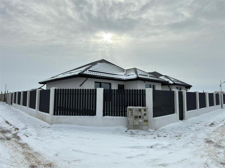 Casa individuala - 3 camere - 2 bai - incalzire in pardoseala - 1