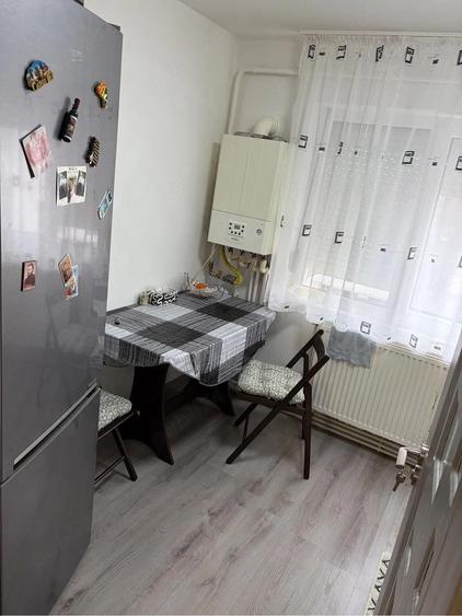 Vand apartament cu 2 camere,Unirii sud - 2