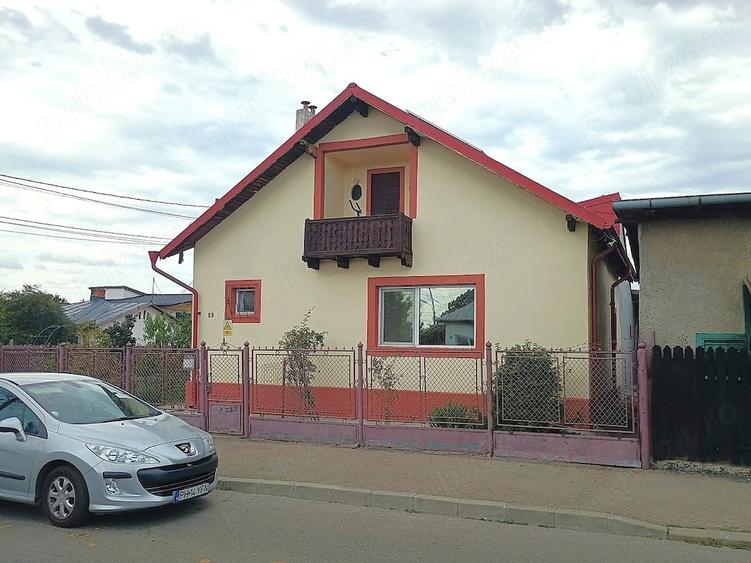 Casă cu 2 camere cu Teren 450 Mp în Bereasca