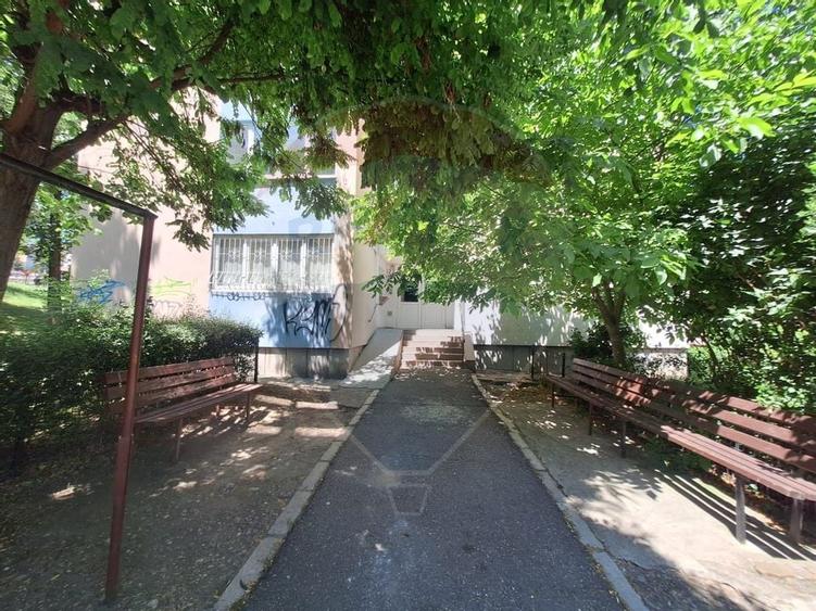 Apartament 3 camere Deva, jud. Hunedoara - 4