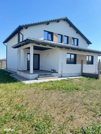 Duplex - 4 camere - Comision 0 - Mo?ni?a Noua, situat aproape de 4 ben - 3