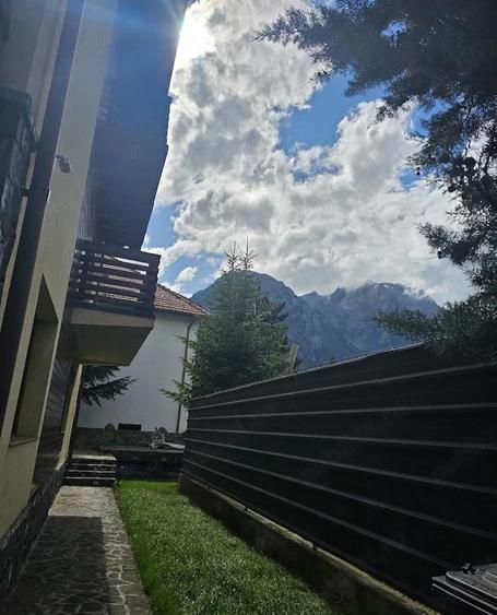 De vanzare Proprietate deosebita in Bu?teni, jud. Prahova - 1