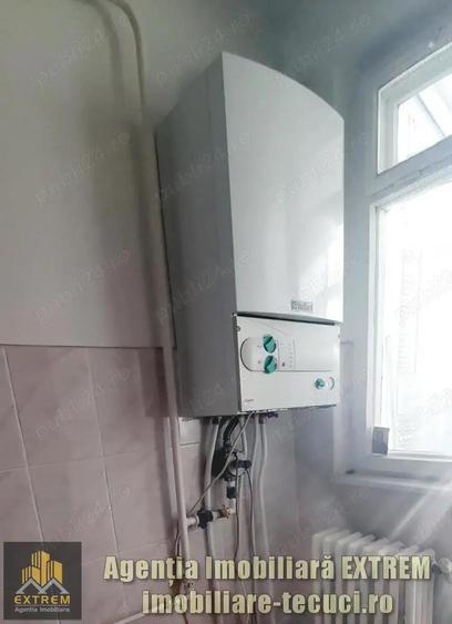 Apartament 3 camere, 75mp, etaj 4, foarte spa?ios, zona Cina din Tecuci - 2