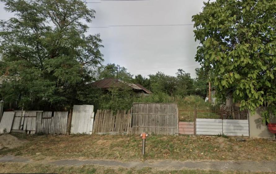 Teren intravilan de 1.872 m de vânzare Ivești, GL - 1