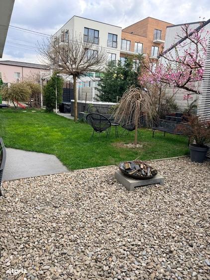 Casa ideala familie Tunari/jacuzzi, foisor BBQ, panouri solare - 3