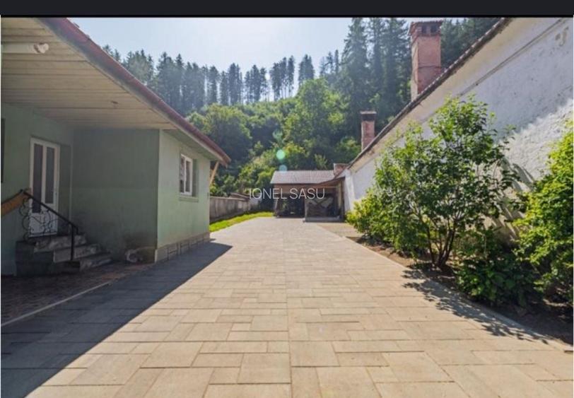 Casa individuala in Rasnov renovata complet Casa individuala in Rasnov renovata complet