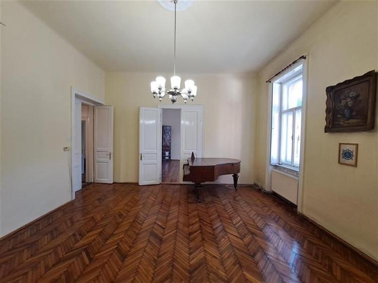 Apartament cu 3 camere, 92 mp utili, situat in zona Semicentrala! - 2