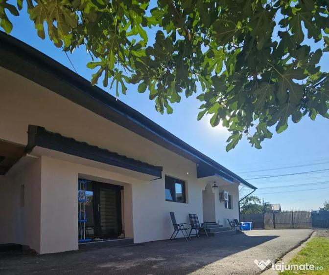 Casa/vila de vanzare Paule?ti - 10