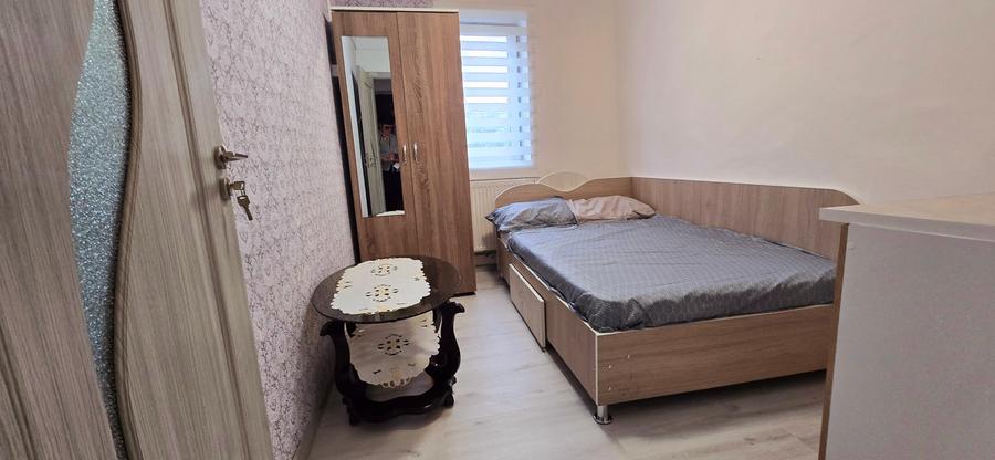 Comision zero la cumparator, Vanzare apartament 3 camere, micro 8 Targoviste - 4