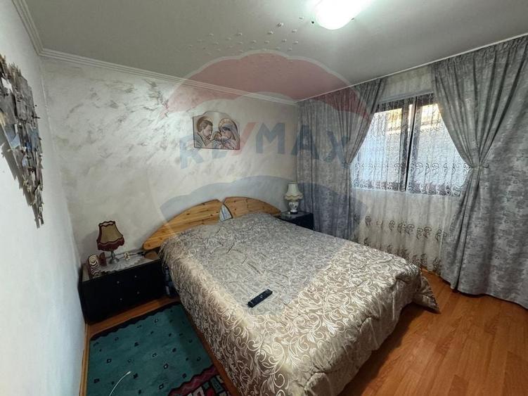 Apartament cu 3 camere in Dumitresti - 1
