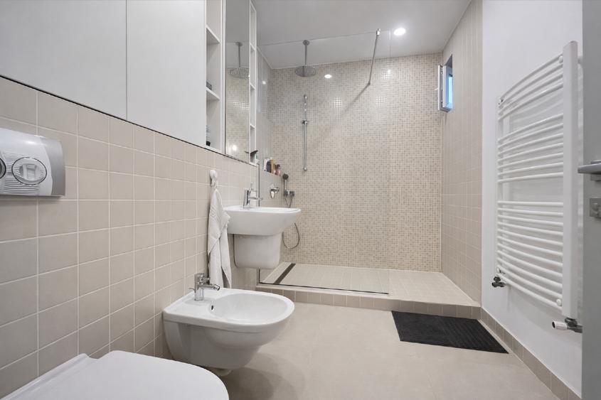 Apartament 4 camere in vila 125 mp Andrei Muresanu zona Engels Garaj Boxa - 9