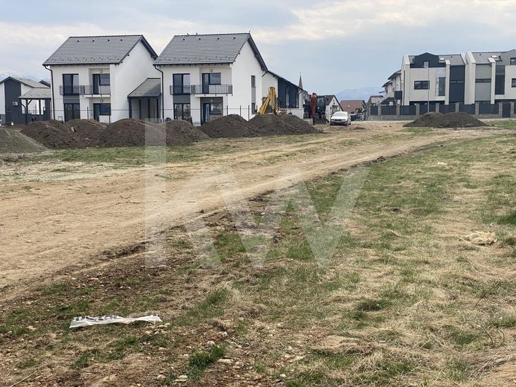 Teren pentru casa individuala in Selimbar - acces auto S+P+1E+ER 331mp - 5