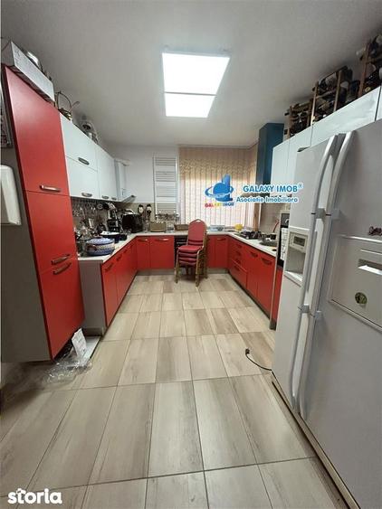 uplex 4 camere-Mansarda utila-Curte amenajata-Pivnita-str Safirului - 13