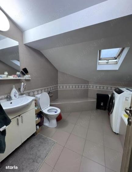 Apartament cu 3 camere de vanzare - 3