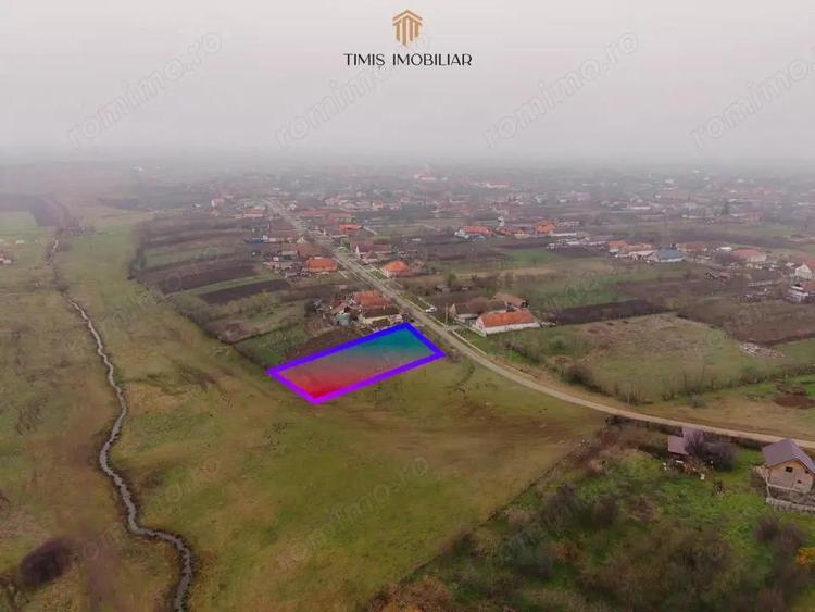 Teren Ianova 1200 mp, vatra satului | asfalt, utilitati | Comision 0% - 6