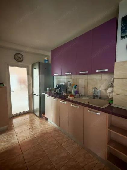 Casa cu 3 camere, 100 mp, zona centrala - 12