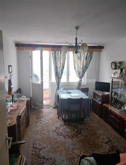 Apartament cu 2 camere decomandat în Astra Apartament cu 2 camere decomandat în Astra