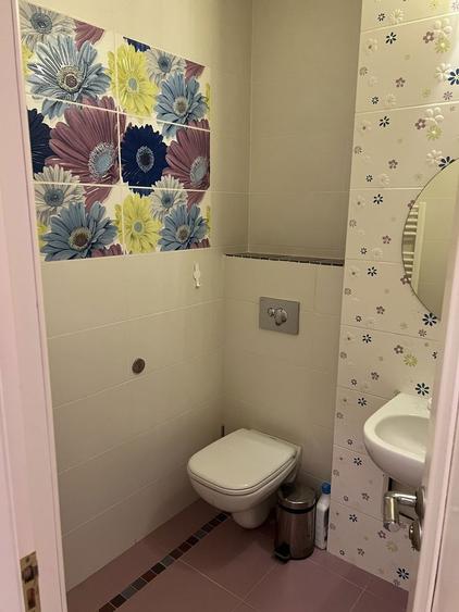 Inchiriez ap 4 camere - 2