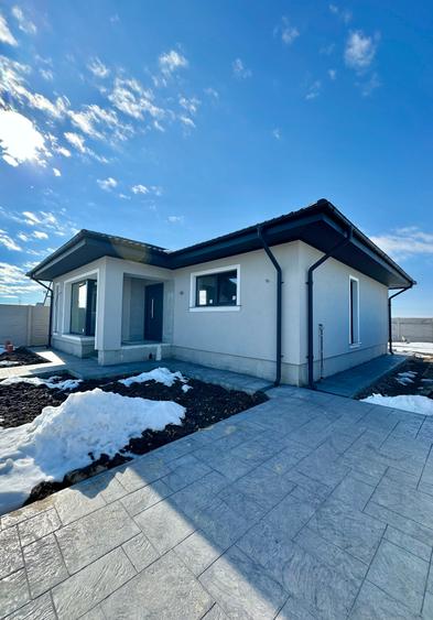 Casa individuala - parter - 3 camere | Teren 375 mp - 2