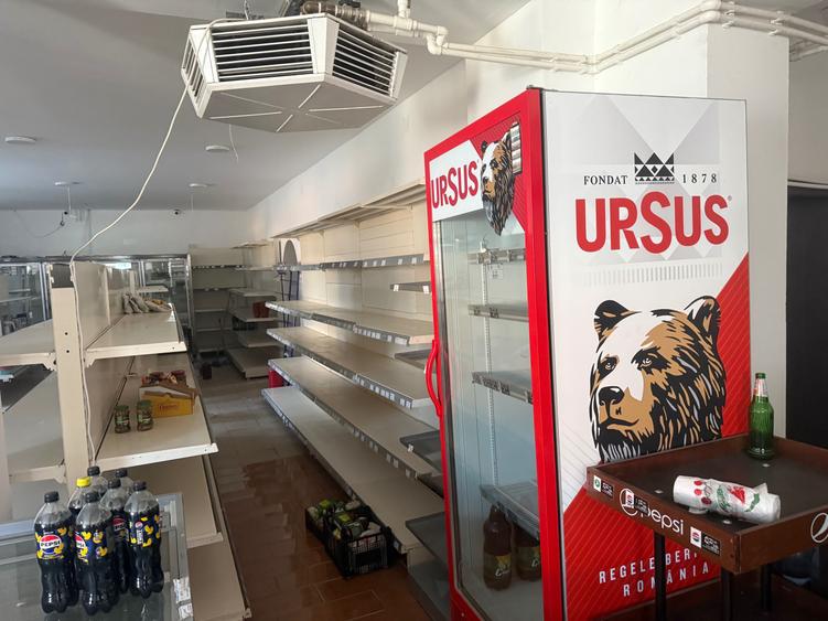 Spațiu comercial, de 270 mp, în Exterior Vest