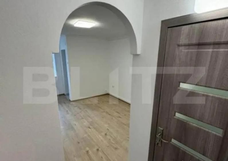 Apartament 1 camera, 24 mp, zona Soarelui - 1