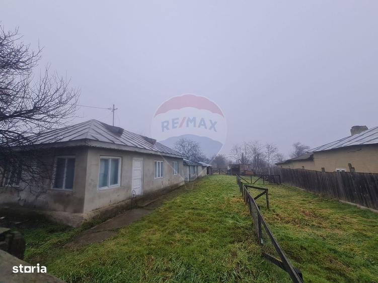 Casa cu 3 camere de vanzare in Jiliste - 2