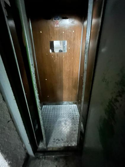 Titan 2 Camere Bloc 1977 Reabilitat Instalatii Schimbate 15 Min Metrou Titan - 19