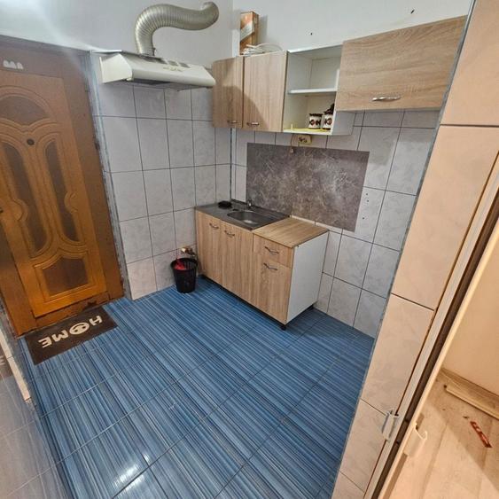 Garsonieră în Sârbi
