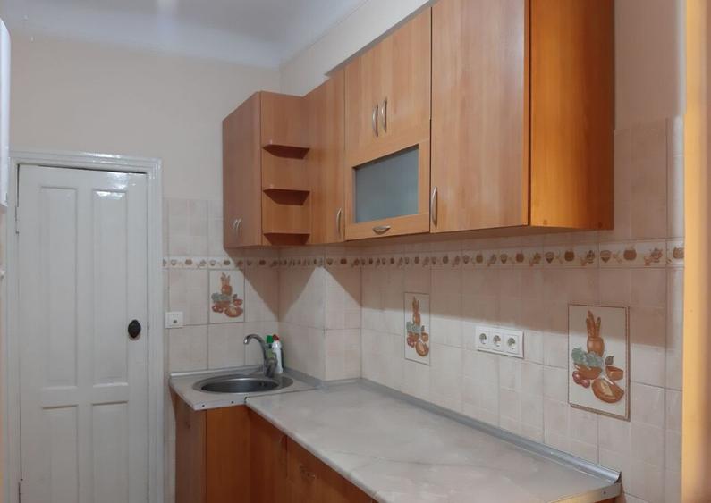 Garsoniera de vanzare in zona Bartolomeu - 1