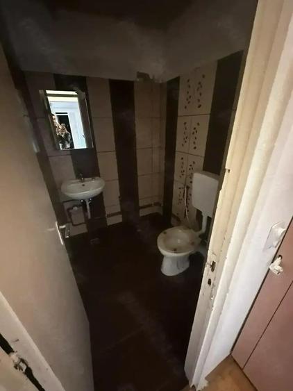 Apartament cu 4 camere de vanzare, etaj intermediar, str. Ecaterina Teodoroiu - 12