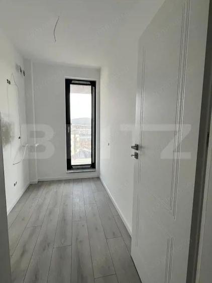 Apartament 1 camera, 30mp, zona Terra - 3