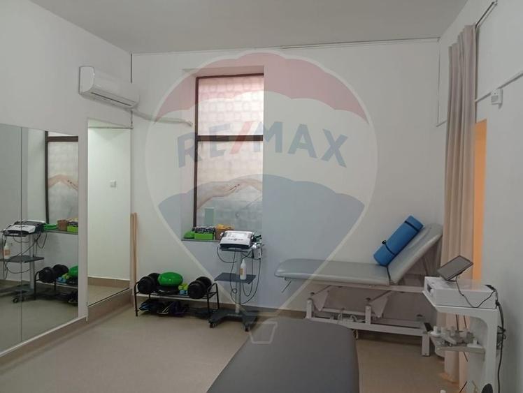 Spatiu premium de inchiriat- Universitate - 1