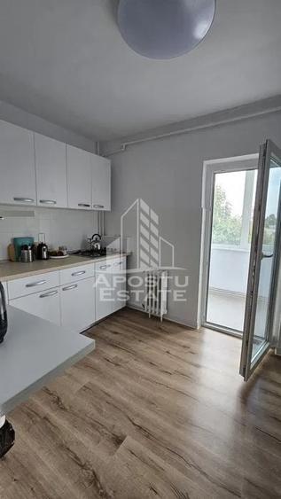 Apartament cu 3 camere, centrala proprie, Timis, Soarelui - 2