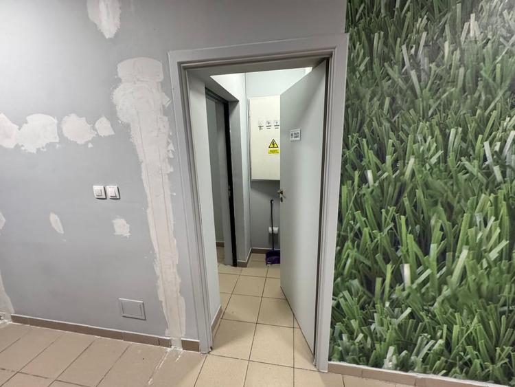 Spatiu stradal 75 mp, vitrina 10 m, 3 fazic – Ceahlau - 7